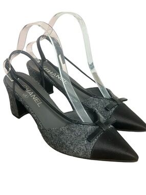 Vintage Chanel slingback cap toe pointy toe tweed gray and black heel 38.5 sz 8